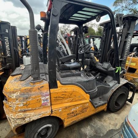 Used 2019 HYUNDAI 30D-9 Pneumatic Tire Forklift for sale in Houston Texas