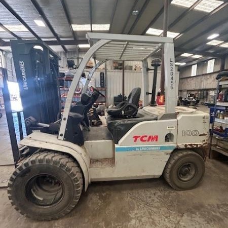 Used 2015 NISSAN MD1F4A45V Pneumatic Tire Forklift for sale in Odessa Texas