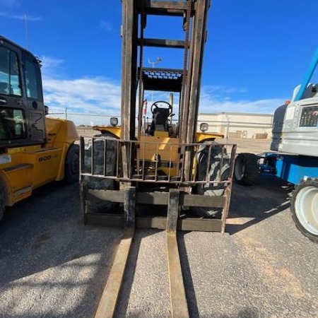 Used 2015 LOADLIFTER 2214-6D Rough Terrain Forklift for sale in Odessa Texas