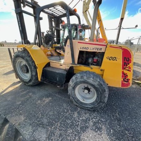 Used 2015 LOADLIFTER 2214-6D Rough Terrain Forklift for sale in Odessa Texas