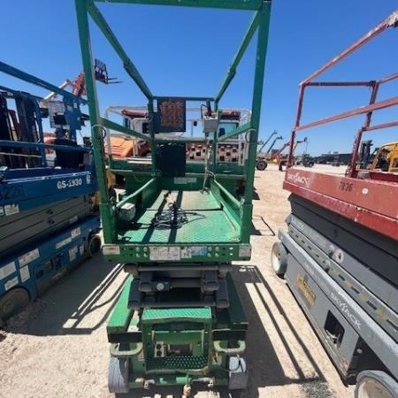 Used 2013 SKYJACK SJIII3219 Scissor Lift for sale in Odessa Texas