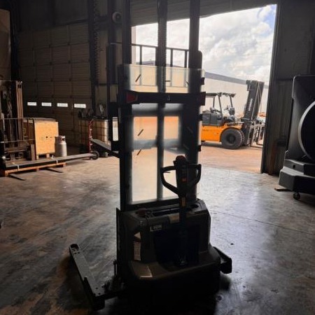 Used 2022 NOBLELIFT PSE26NSL Electric Pallet Jack for sale in Garland Texas