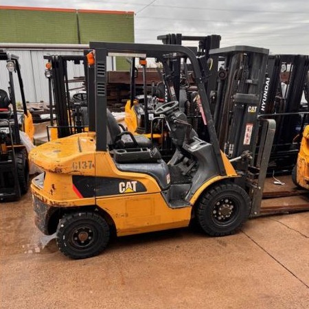 Used 2015 CAT PD5000 Pneumatic Tire Forklift for sale in Garland Texas