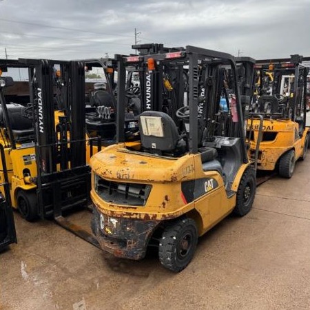 Used 2015 CAT PD5000 Pneumatic Tire Forklift for sale in Garland Texas