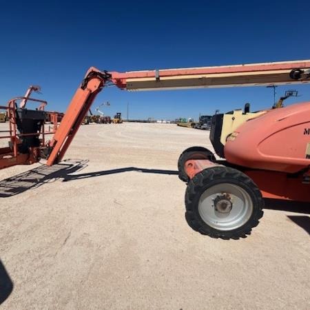 Used 2011 JLG 600AJ Boomlift / Manlift for sale in Odessa Texas