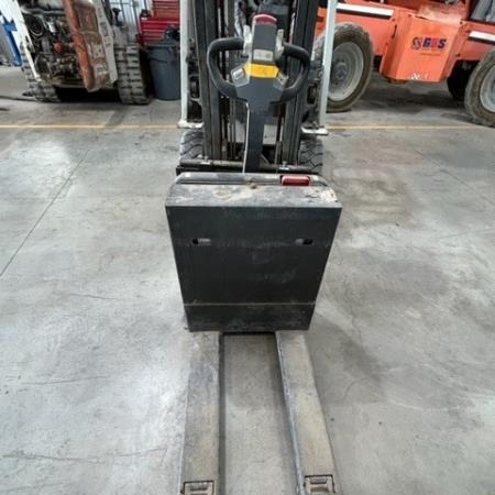 Used 2021 UNICARRIERS WLX45S Electric Pallet Jack for sale in Odessa Texas