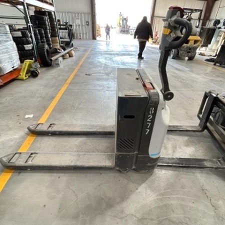 Used 2021 UNICARRIERS WLX45S Electric Pallet Jack for sale in Odessa Texas