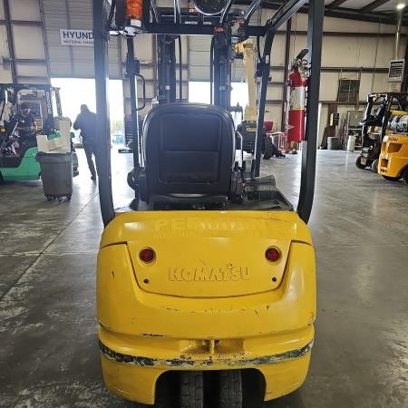 Used 2016 KOMATSU FB20MFU-12 Electric Forklift for sale in El Paso Texas