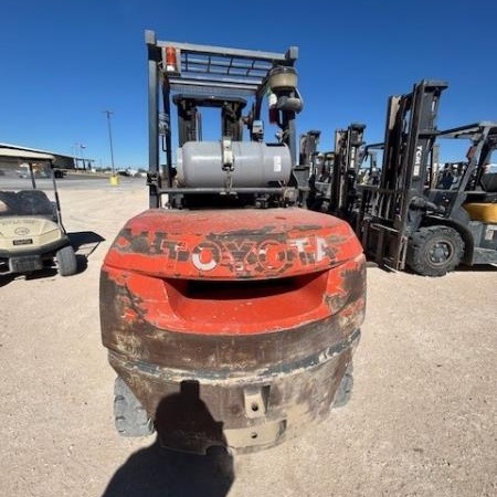 Used 2011 TOYOTA 7FGU45 Pneumatic Tire Forklift for sale in Odessa Texas