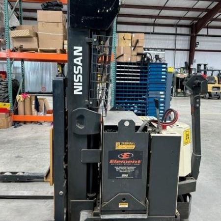 Used 2019 BLUE GIANT BGL-33 Electric Pallet Jack for sale in Kitchener Ontario