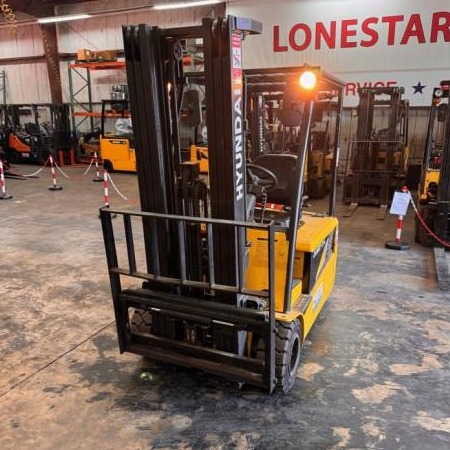 Used 2014 HYUNDAI 20BT-7 Electric Forklift for sale in Garland Texas