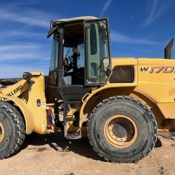 Used 2003 NEW HOLLAND W130 Wheel Loader for sale in Odessa Texas