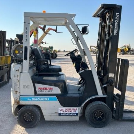 Used 2014 NISSAN MAP1F1A15LV Pneumatic Tire Forklift for sale in Odessa Texas