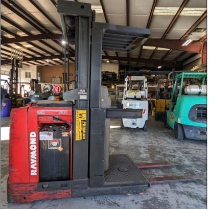 Used 2008 RAYMOND OPC30TT Narrow Aisle Forklift for sale in El Paso Texas