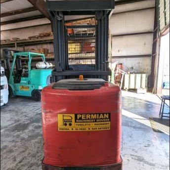 Used 2008 RAYMOND OPC30TT Narrow Aisle Forklift for sale in El Paso Texas