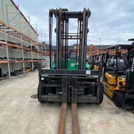 Used 2017 MITSUBISHI FD70N Pneumatic Tire Forklift for sale in San Antonio Texas