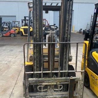 Used 2017 HYUNDAI 25L-7A Pneumatic Tire Forklift for sale in Garland Texas