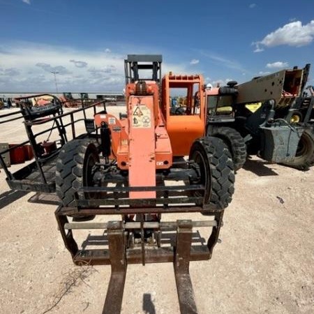 Used 2014 JLG 8042 Telehandler / Zoom Boom for sale in Odessa Texas