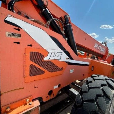 Used 2014 JLG 8042 Telehandler / Zoom Boom for sale in Odessa Texas