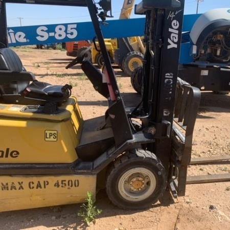 Used 2004 YALE GLP050 Pneumatic Tire Forklift for sale in Midland Texas