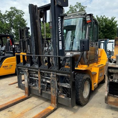 Used 2020 HYUNDAI 70D-9 Pneumatic Tire Forklift for sale in Houston Texas