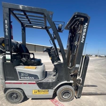 Used 2012 NISSAN MAP1F1A15LV Pneumatic Tire Forklift for sale in Odessa Texas