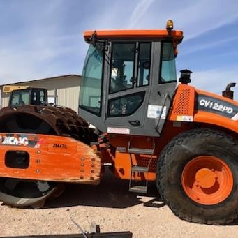 Used 2018 XCMG CV122PD Wheel Loader for sale in Odessa Texas