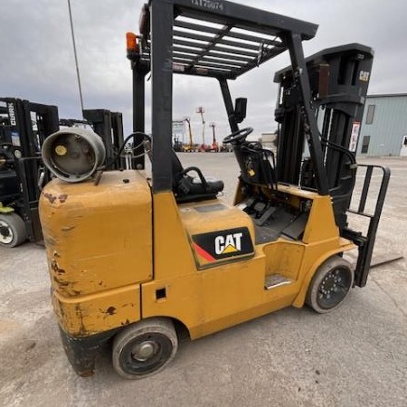 Used 2015 CAT GC40K Cushion Tire Forklift for sale in Garland Texas