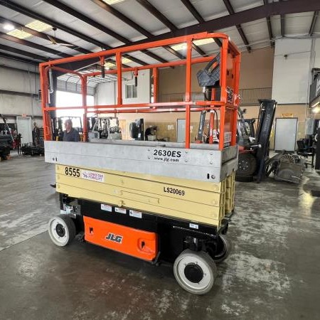 Used 2012 JLG 2630ES Scissor Lift for sale in El Paso Texas