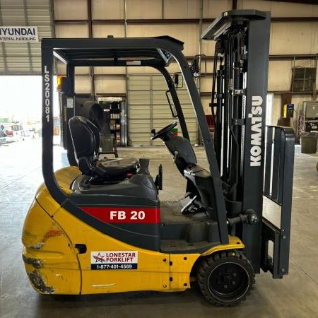 Used 2016 KOMATSU FB20MFU-12 Electric Forklift for sale in El Paso Texas