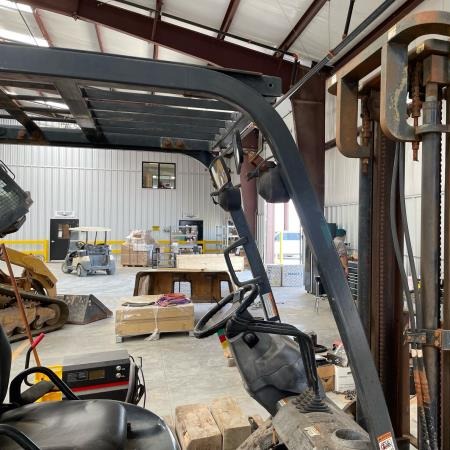 Used 2013 KOMATSU FG25T-16 Pneumatic Tire Forklift for sale in Odessa Texas