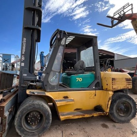 Used 2010 HYSTER H210HD Pneumatic Tire Forklift for sale in Prince George British Columbia