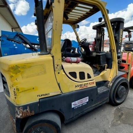 Used 2015 HYSTER S155FT Cushion Tire Forklift for sale in Odessa Texas