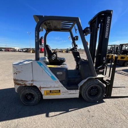 Used 2017 NISSAN FHD25T5V Pneumatic Tire Forklift for sale in Odessa Texas