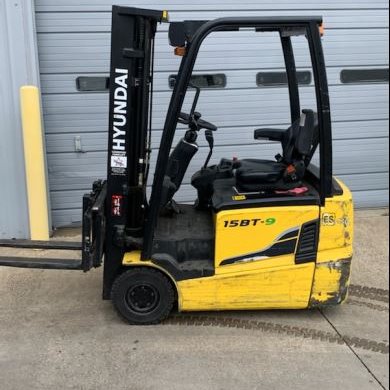 Used 2016 HYUNDAI 15BT-9 Electric Forklift for sale in Garland Texas