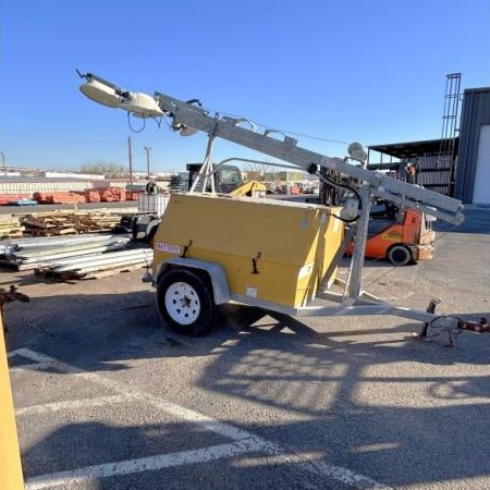 Used 2006 WARREN WCW84MH Light Tower for sale in El Paso Texas