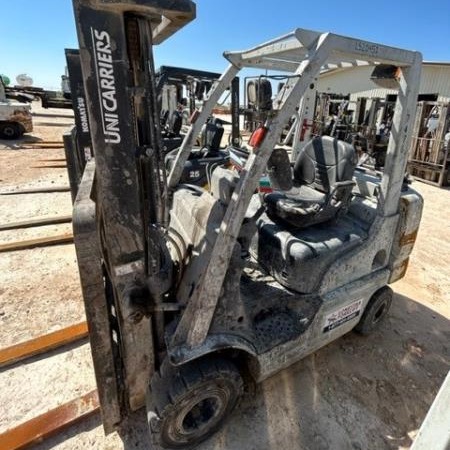 Used 2018 UNICARRIERS  Pneumatic Tire Forklift for sale in Odessa Texas