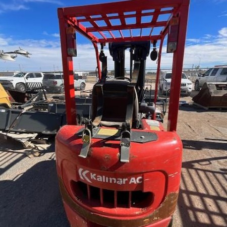 Used 2004 KALMAR C40BX Cushion Tire Forklift for sale in Odessa Texas