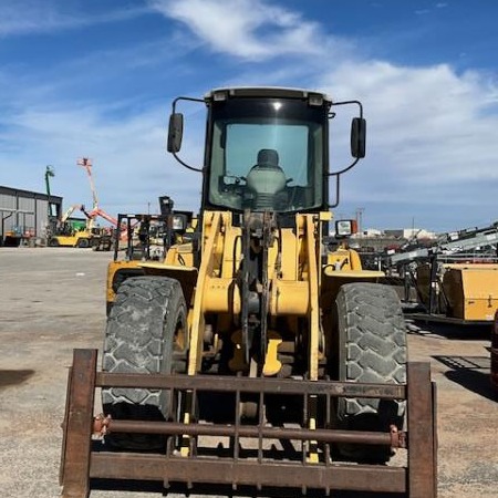 Used 2003 NEW HOLLAND W130 Wheel Loader for sale in Odessa Texas