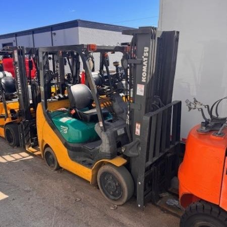 Used 2008 KOMATSU FG25ST-16 Pneumatic Tire Forklift for sale in Garland Texas