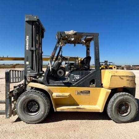 Used 2014 KOMATSU FD70-10 Pneumatic Tire Forklift for sale in Odessa Texas