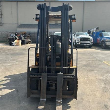 Used 2021 HYUNDAI 25L-7A Pneumatic Tire Forklift for sale in Houston Texas