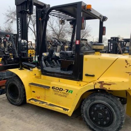 Used 2015 HYUNDAI 60D-7A Pneumatic Tire Forklift for sale in Garland Texas