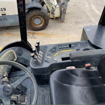 Used 2015 HYUNDAI 60D-7A Pneumatic Tire Forklift for sale in Garland Texas