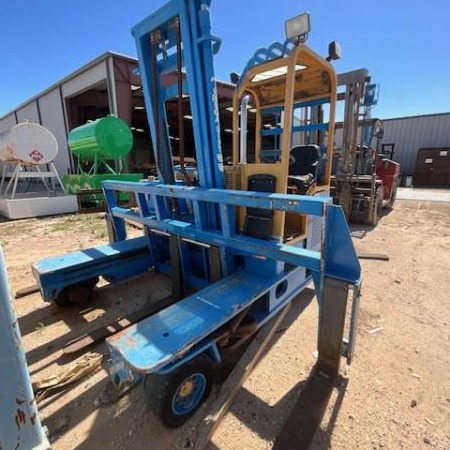 Used 2007 OMEGA 4DH12-08Q-48UP Side Loader Forklift for sale in Odessa Texas