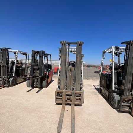 Used 2018 NISSAN MCT1B2L25S Electric Forklift for sale in Odessa Texas