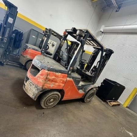 Used 2020 TOYOTA 8FDU30 Pneumatic Tire Forklift for sale in Haltom City Texas