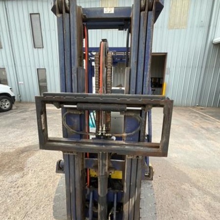 Used 2003 KOMATSU FG25ST-12 Cushion Tire Forklift for sale in Odessa Texas