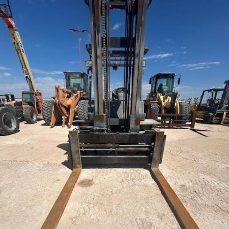 Used 2018 NISSAN L1F6F70V Pneumatic Tire Forklift for sale in Odessa Texas