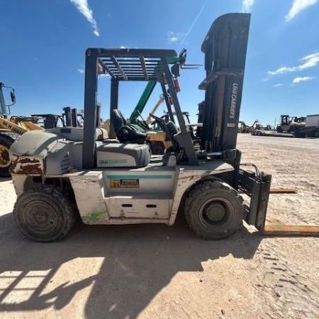 Used 2018 NISSAN L1F6F70V Pneumatic Tire Forklift for sale in Odessa Texas